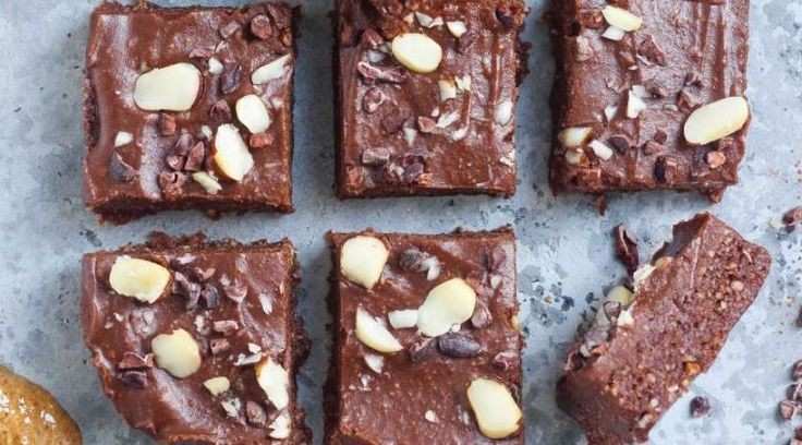 تصویر 1 از شکلات مغزدار کاربردی برای شیرینی پزی و کیک های مجلسی